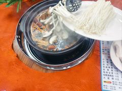 -花苑美食横琴生蚝火锅(拱北粤华路店)