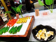 -四海一家自助餐(益田假日广场店)