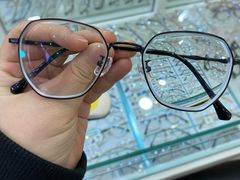 -罗创丹阳眼镜(童卫路店)