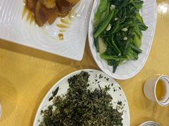 -鹏城人家海鲜酒家·23年老字号(较场尾店)