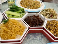 京酱肉丝春饼-苏师傅菜馆(上沙店)