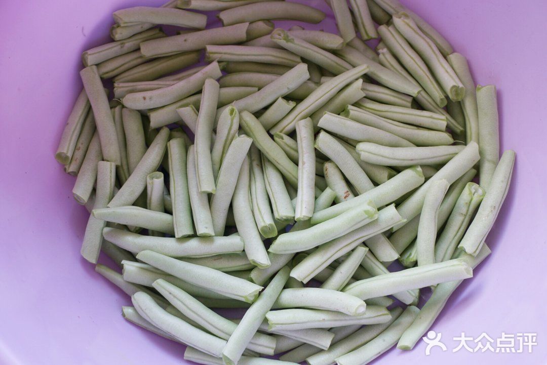 超级简单的干煸四季豆来了，好吃又方便