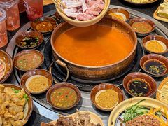 -阿山卓·野生菌火锅·纳西火塘烤肉