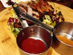 猪颈肉-小大董·烤鸭(王府井apm店)
