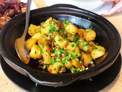 葱煎高山土豆-铜锣湾·有麝自然香(重庆新天地店)