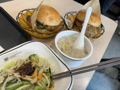 -魏家凉皮(郑州东站店)
