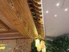 -八府香鸭·啫啫煲(华山路店)