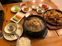 -长寿参鸡汤(朝韩风情街店)