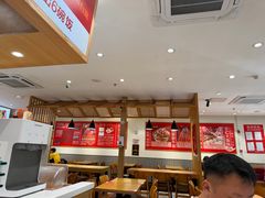 -南城香·饭香串香馄饨香(青年路店)