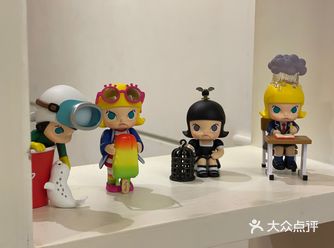 不给捏盒的机会，环贸的出样拍了拍