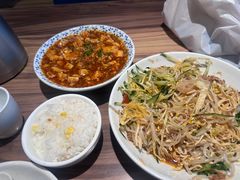 -九转小磨·非遗东北菜(万达广场店)