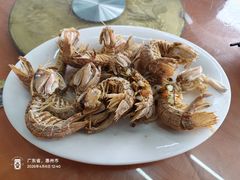 -霞涌市场海鲜摆卖区