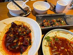 -隔壁老王·家常云南菜(花巷店)