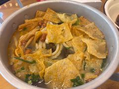 -丽丽三鲜螺蛳粉(田林路店)