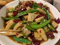 -中和裴氏蹄花(府河路店)