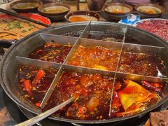 -周小明火锅(黑金冠社区店)