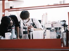 -UNI UNI(环亚凯瑟琳店)