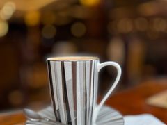 -上海和平饭店维克多咖啡厅 Victor's