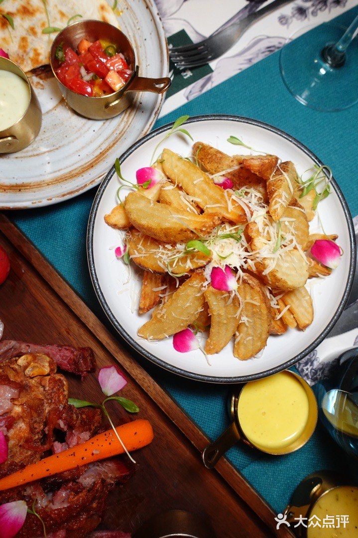 莫奈花园般绝美梦幻餐厅美哭