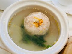 蟹粉狮子头-怡园饭店-餐厅(四望亭店)