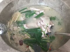 青鱼-七采菌园·野生菌石锅鱼(环城北路店)