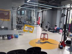 -超鹿运动(五四路恒力城店)