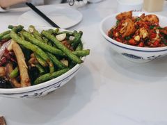 -独一佳老胡湘菜馆(矿山路店)