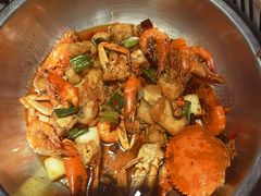 -七欣天香辣蟹火锅(无锡金太湖国际城店)