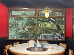 -鲁员外地锅鸡地锅鱼(古墩路店)