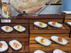 -川骄海鲜自助(王府井奥莱UP TOWN店原世界之花店)