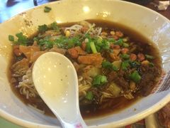 -海口骑楼小吃街