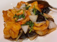 黑蒜大千爆虾球-北京四季酒店·采逸轩