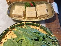 -尚尚仙·酸汤猪手·猪肚鸡火锅(华联万柳购物中心店)