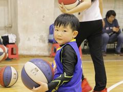 -育华篮球培训(新华路校区)