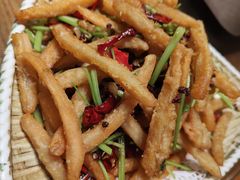 -黄泥岗·地道湖北菜(奥特莱斯店)