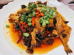 -洪霞餐馆