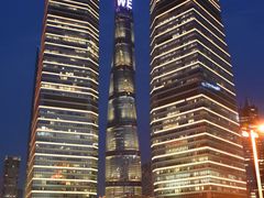 -陆家嘴空中步行连廊