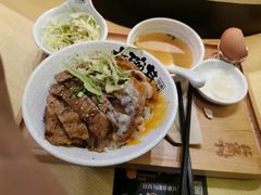-熊吞·大碗丼烧肉饭(济宁万达广场店)