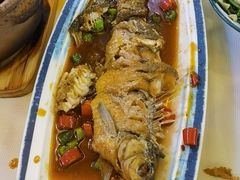 -霄汉牛三鲜湖北砂锅菜(万松园2店)