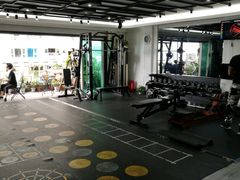 -简·无界健身工作室·运动康复·体态(石厦店)