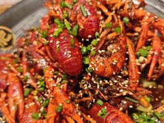 -肥肥虾庄·金牌油焖大虾(汉口城市广场店)