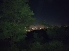 -鬼笑石后山停车场