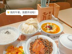 -老乡鸡(上海白玉兰广场店)