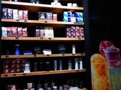 零售区-星巴克臻选(郑州国贸360广场店)