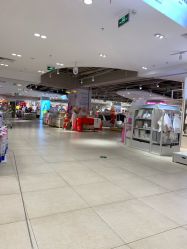 -孩子王(静安大融城店)