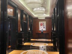 -上海雅居乐万豪侯爵酒店