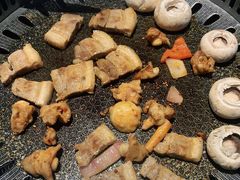 -马路牙子烧烤音乐酒馆(望京店)