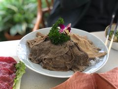 -墨居上隐·院子里火锅(峨眉店)
