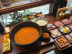 -银米·云南传统过桥米线(双廊黑金冠店)