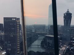 -Hi City·城市之巅